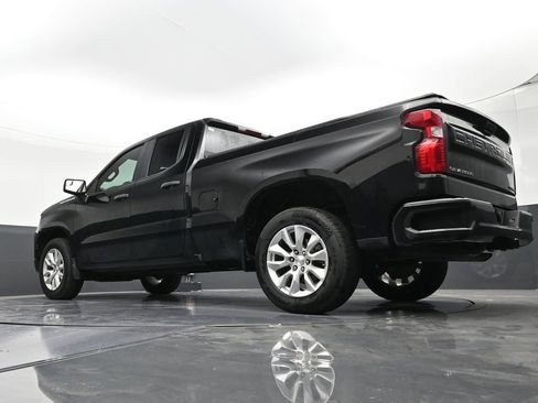 Used 2023 Chevrolet Silverado 1500 Custom image 22