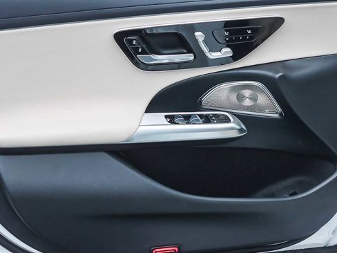 Used 2024 Mercedes-Benz E 450 4MATIC Sedan image 20