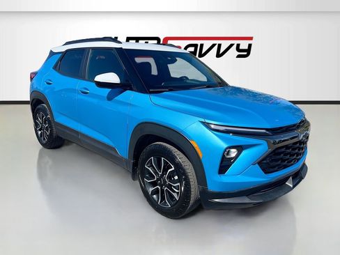 Used 2025 Chevrolet TrailBlazer ACTIV w/ Convenience Package image 1