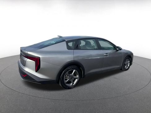 Used 2025 Kia K4 FWD image 14