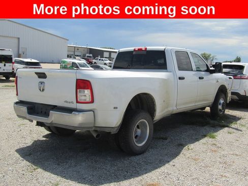 Used 2024 RAM 3500 Tradesman w/ Chrome Appearance Group AWD/4WD image 5