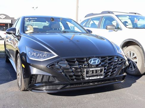 Used 2021 Hyundai Sonata Limited image 11