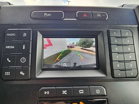 Used 2018 Ford F150 XLT AWD/4WD image 32