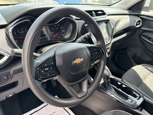 Used 2022 Chevrolet TrailBlazer LT w/ Convenience Package AWD/4WD image 28