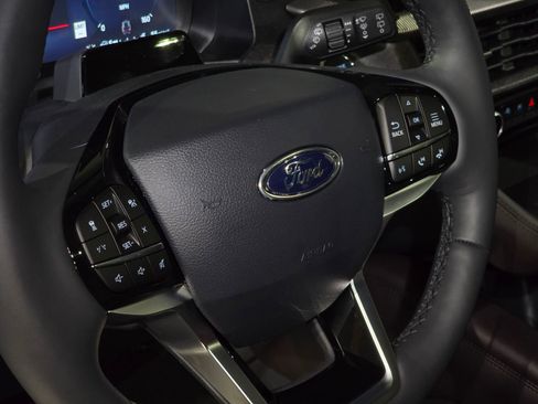 New 2026 Ford Explorer Platinum w/ LUX Leather Package image 20