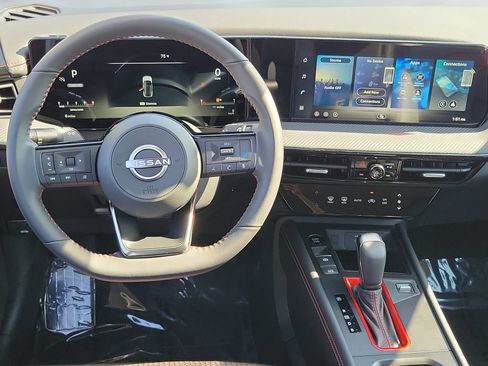 New 2026 Nissan Kicks SR FWD image 6