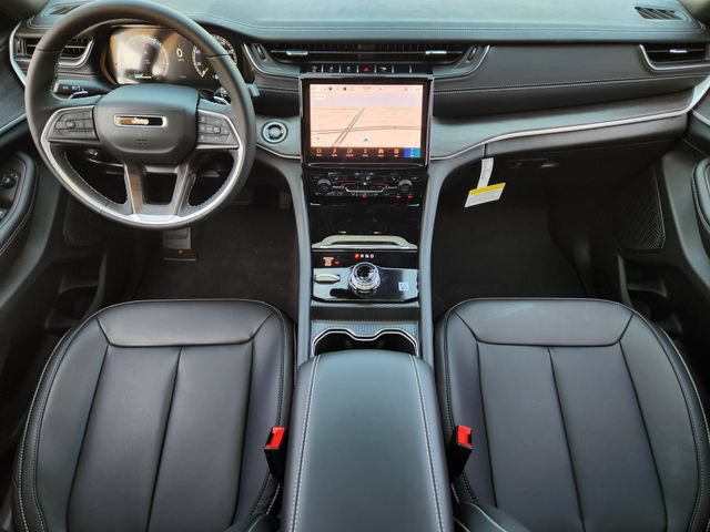 New 2025 Jeep Grand Cherokee Limited w/ Black Appearance Package AWD/4WD image 21