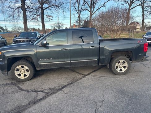 Used 2018 Chevrolet Silverado 1500 LTZ Z71 image 10
