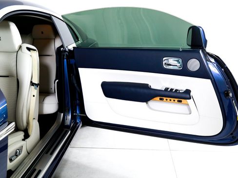 Certified 2019 Rolls-Royce Wraith RWD image 11