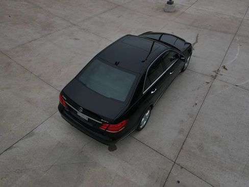 Used 2014 Mercedes-Benz E 350 4MATIC Sedan image 58