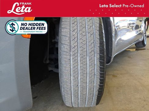 Used 2022 Chrysler Pacifica Touring-L FWD image 24