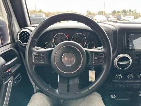 Used 2015 Jeep Wrangler Unlimited Sahara w/ Max Tow Package image 12