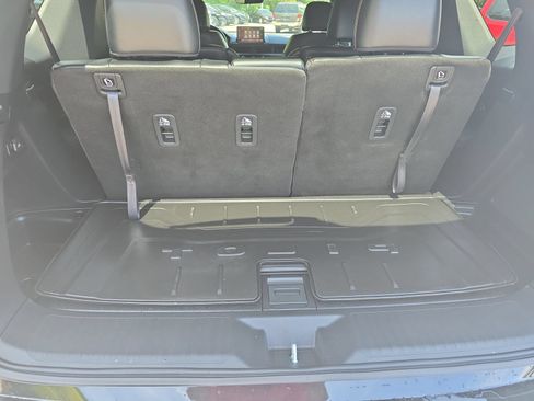 Used 2024 Honda Pilot TrailSport image 14