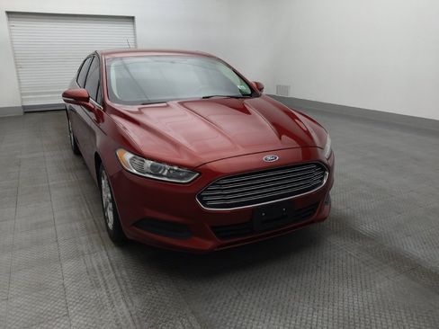 Used 2015 Ford Fusion SE image 14