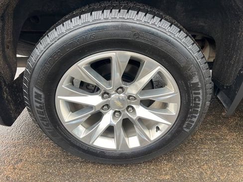 Used 2019 Chevrolet Silverado 1500 LTZ w/ LTZ Premium Package image 12