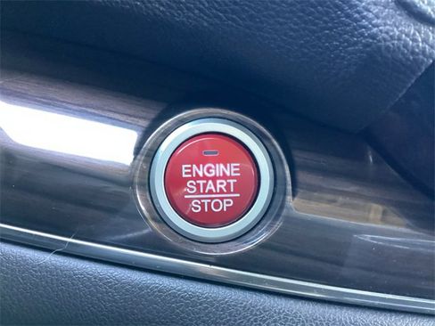 Used 2016 Honda CR-V Touring image 19