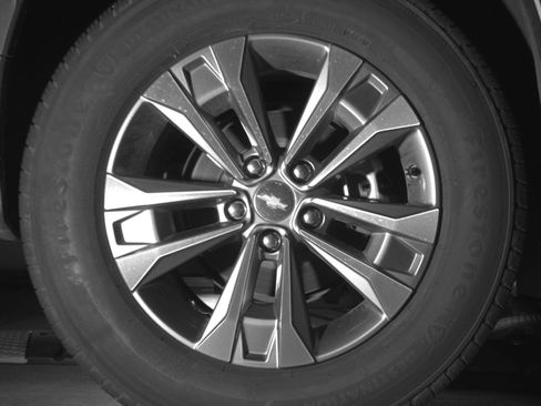 Used 2025 Chevrolet Equinox LT FWD image 15