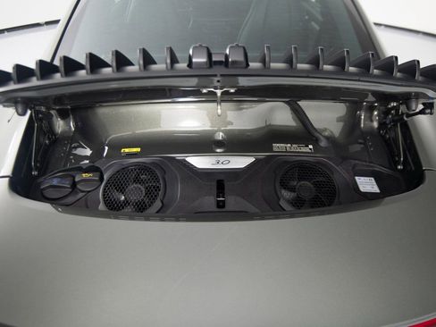 Certified 2022 Porsche 911 Carrera image 43