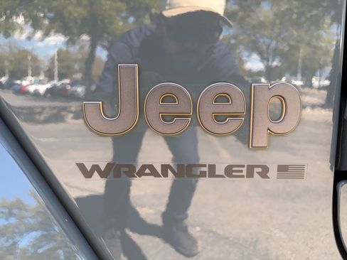 Used 2024 Jeep Wrangler Unlimited Rubicon 392 AWD/4WD image 9