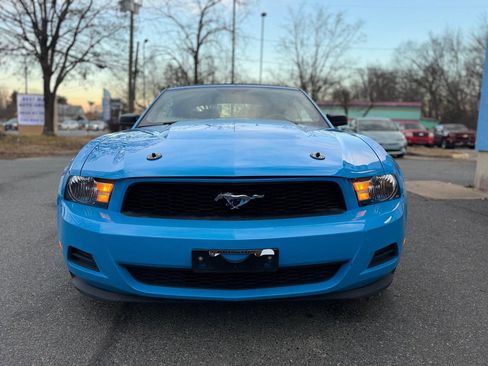 Used 2012 Ford Mustang Convertible image 12