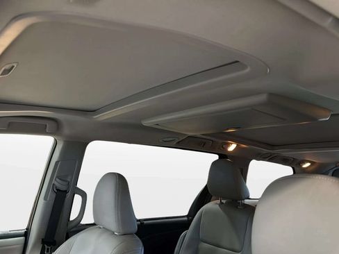 Used 2020 Toyota Sienna Limited Premium AWD/4WD image 44