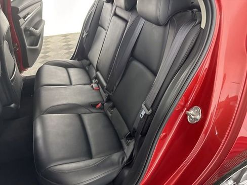 Used 2019 MAZDA MAZDA3 Sedan image 20