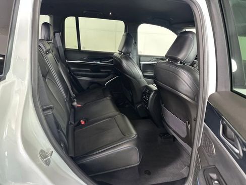 Used 2022 Jeep Grand Cherokee Trailhawk image 27