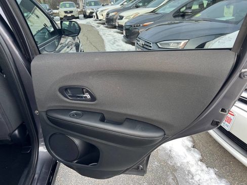 Used 2022 Honda HR-V Sport image 15