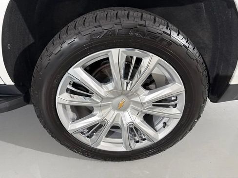 Used 2021 Chevrolet Tahoe High Country AWD/4WD image 6