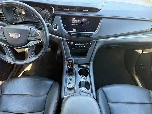 Used 2020 Cadillac XT5 Premium Luxury image 19