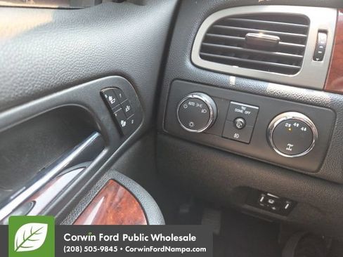 Used 2009 Chevrolet Silverado 2500 LTZ w/ Safety Package AWD/4WD image 17