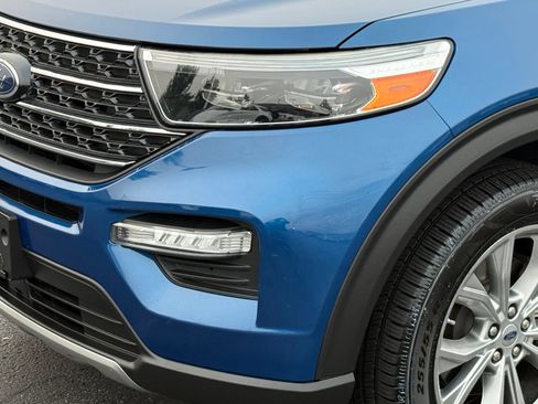 Used 2020 Ford Explorer XLT w/ Equipment Group 202A AWD/4WD image 10
