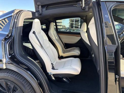 Used 2021 Tesla Model X Long Range AWD/4WD image 17
