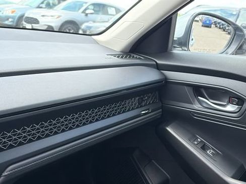 Used 2025 Honda Accord LX image 20