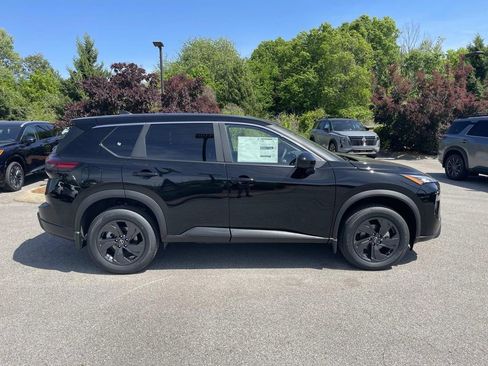 New 2026 Nissan Rogue SV FWD image 2