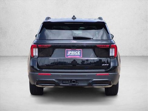 Used 2025 Ford Explorer ST-Line AWD/4WD image 7
