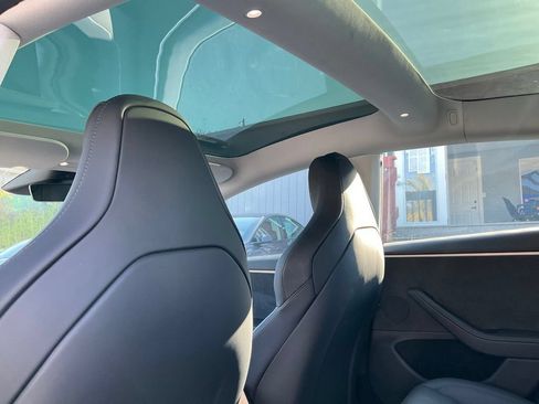 Used 2024 Tesla Model 3 Performance AWD/4WD image 36