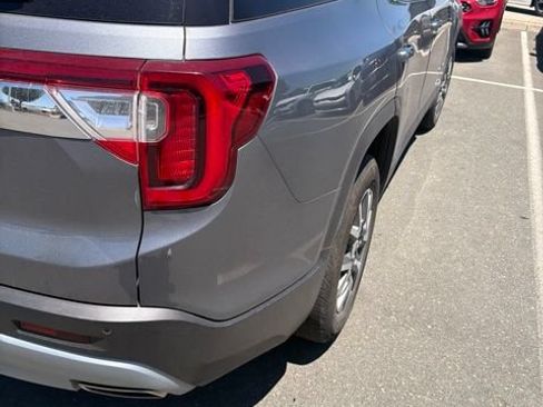 Used 2021 GMC Acadia SLE w/ LPO, Floor Liner Package FWD image 7