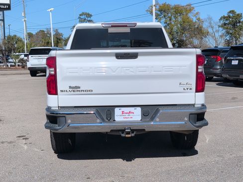 Used 2019 Chevrolet Silverado 1500 LTZ w/ LTZ Plus Package image 3