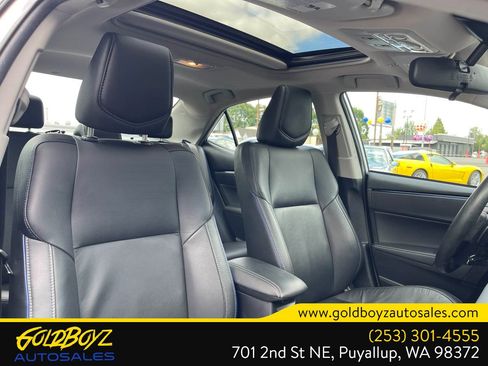 Used 2018 Toyota Corolla XSE w/ Carpet Mat Package (TMS) FWD image 24