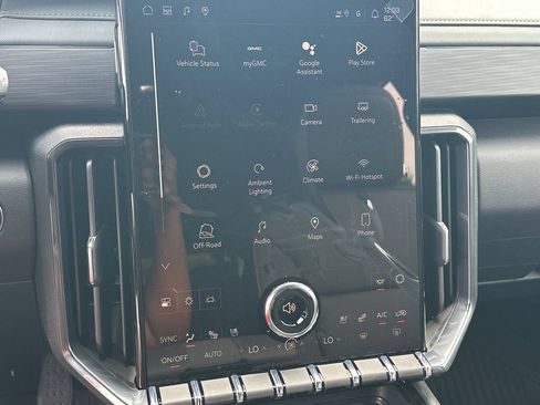 New 2026 GMC Acadia AT4 w/ Luxury Package AWD/4WD image 29