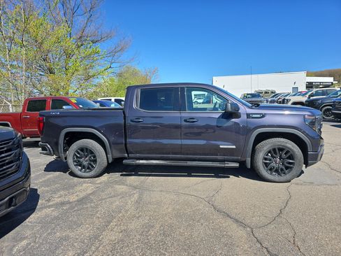 Used 2025 GMC Sierra 1500 Elevation AWD/4WD image 2