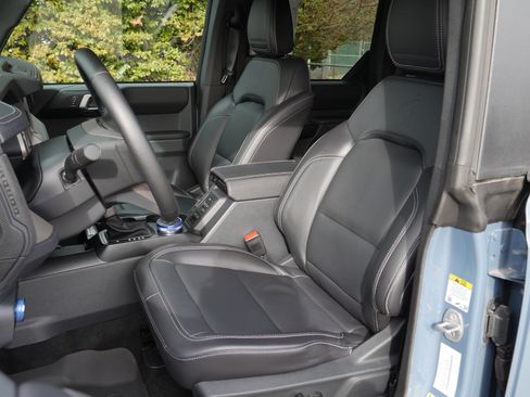 Certified 2025 Ford Bronco Outer Banks image 36