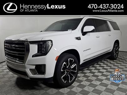 Used 2023 GMC Yukon XL SLT w/ SLT Premium Package