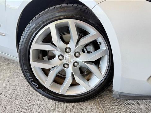 Used 2016 Chevrolet Impala LTZ FWD image 13