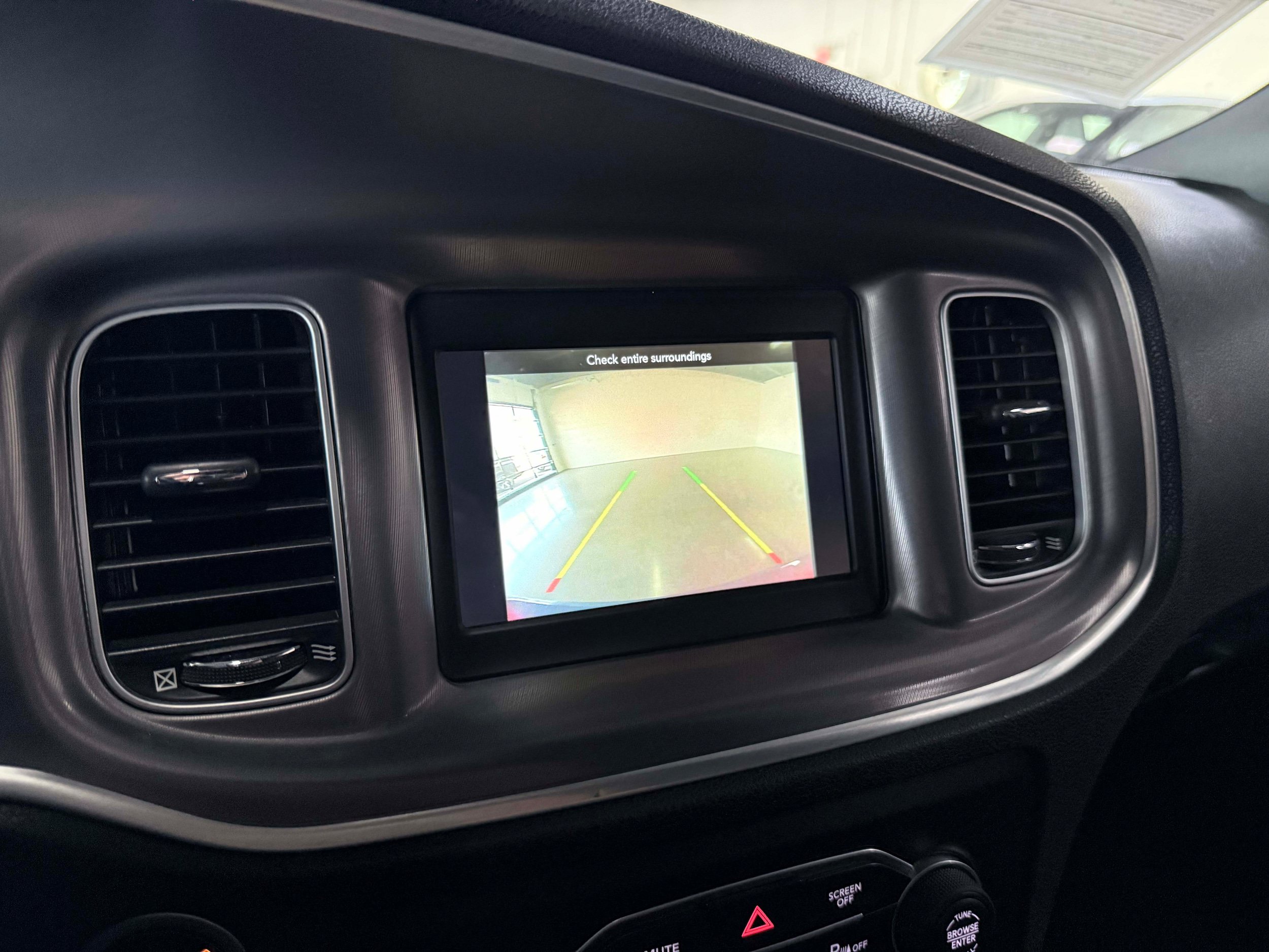 Used 2022 Dodge Charger SXT RWD image 20