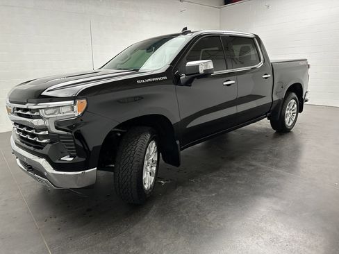 Used 2023 Chevrolet Silverado 1500 LTZ image 5