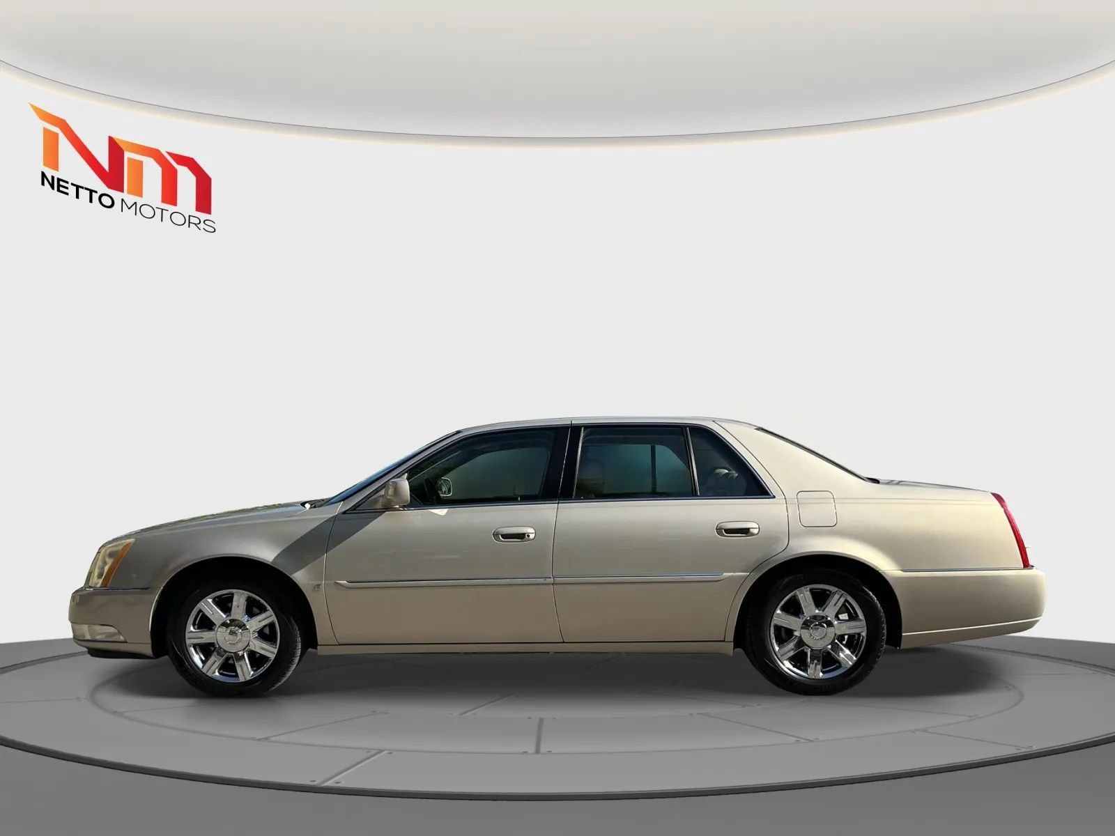 Used 2007 Cadillac DTS Luxury I FWD image 2