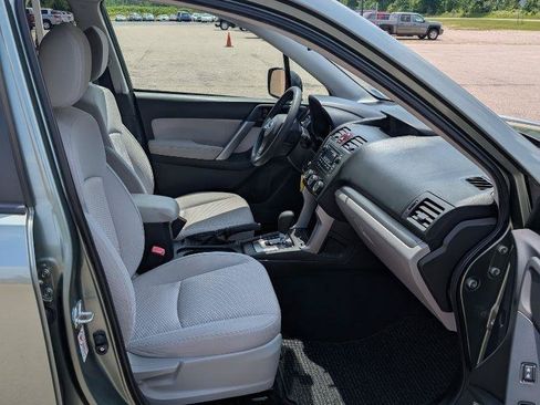 Used 2014 Subaru Forester 2.5i Premium w/ All-Weather Package AWD/4WD image 17