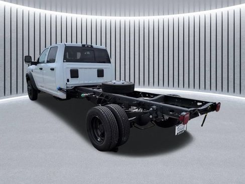 New 2026 RAM 5500 Tradesman AWD/4WD image 14